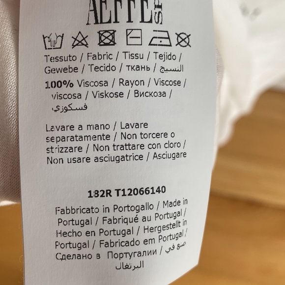 Moschino super cute T-shirt - Picture 7 of 7